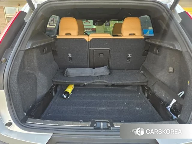 Volvo XC40 2019 Серебристо-серый из Кореи, фото 6