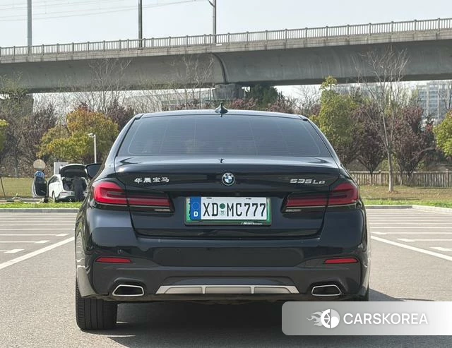 BMW 5 series PHEV id 4209943 из Китая 6