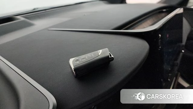 Lexus LM Second Generation 2025 Черный из Кореи, фото 6