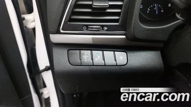 Hyundai Avante AD id 2342042 из Кореи 6