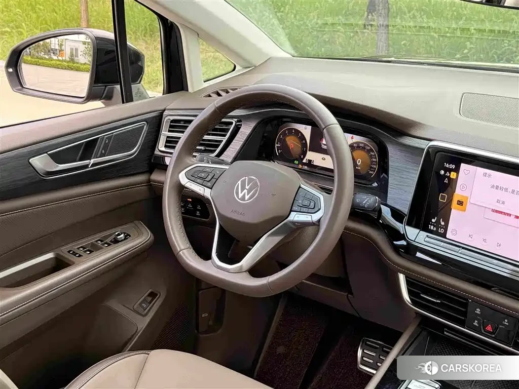 Volkswagen Viloran 2024 Черный из Китая, фото 6