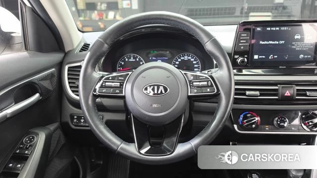 Kia Seltos 2020 Белый из Кореи, фото 6