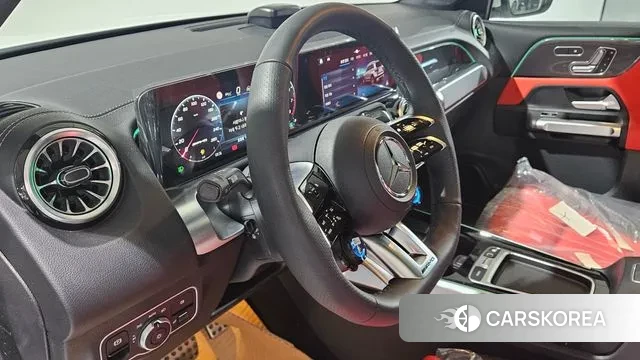 Mercedes-Benz GLB-Class X247 2025 Белый из Кореи, фото 6