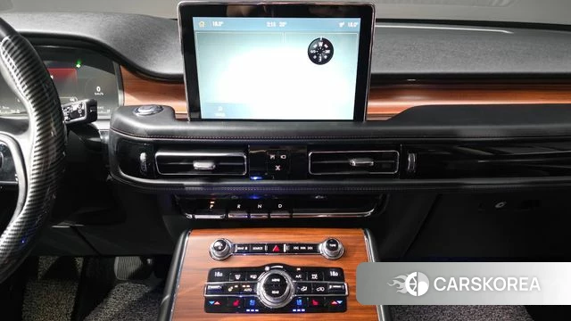 Lincoln Aviator 2nd generation 2020 Белый из Кореи, фото 6