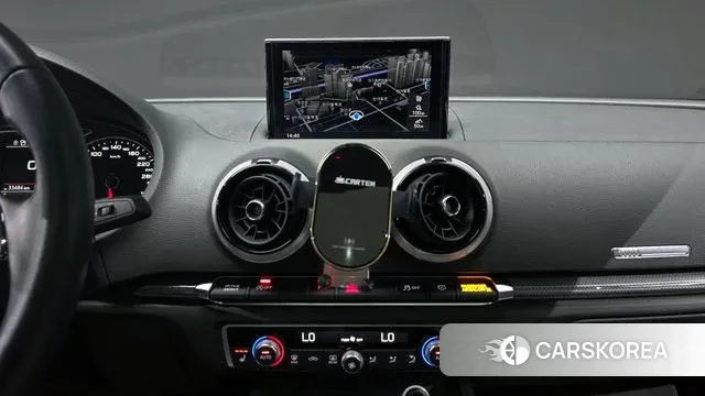 Audi New A3 2018 Белый из Кореи, фото 6