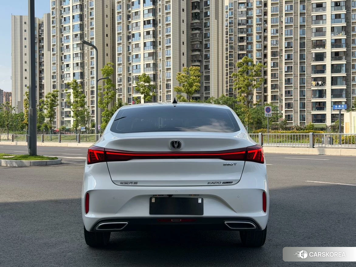 Chang'an Yidong 2023 Белый из Китая, фото 6