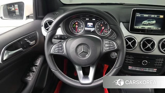 Mercedes-Benz B-Class W246 2018 Белый из Кореи, фото 6