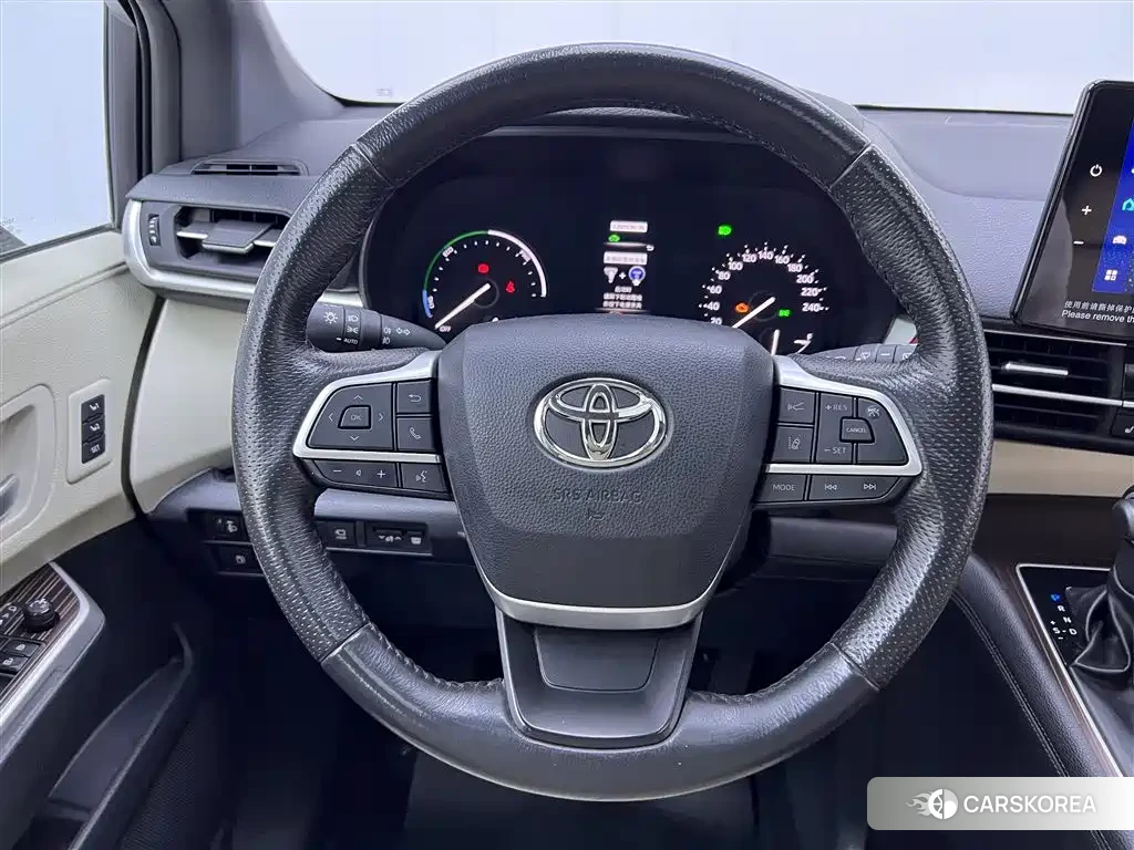 Toyota Granvia 2024 Silver/gray из Китая, фото 6