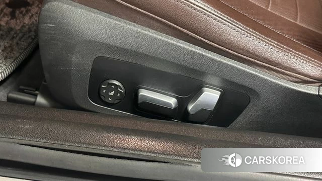 BMW 4 Series (G22) 2022 Черный из Кореи, фото 6