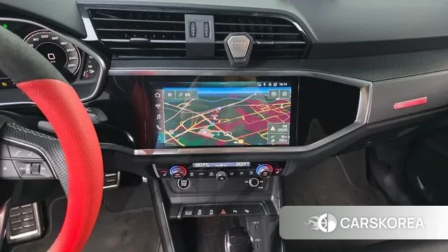 Audi Q3 (F3) 2022 Белый из Кореи, фото 6