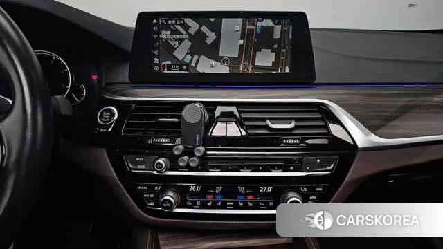 BMW 5 Series (G30) 2018 Белый из Кореи, фото 6