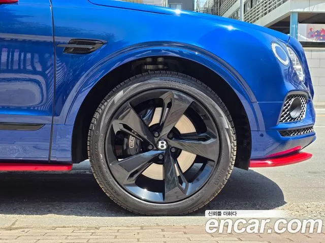 Bentley Bentayga 2018 Синий из Кореи, фото 6