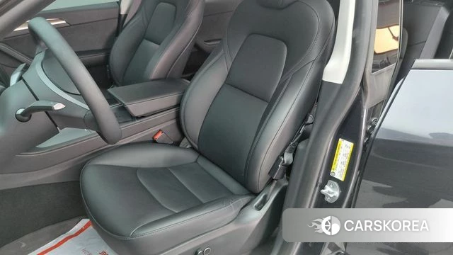 Tesla Model Y 2025 Серый из Кореи, фото 6