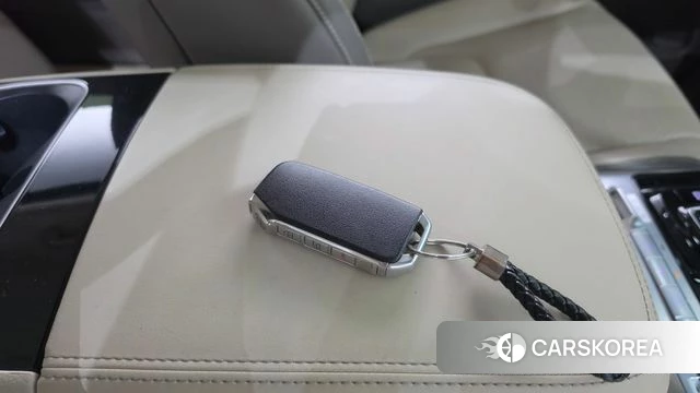 Kia Carnival 4th generation 2023 Черный из Кореи, фото 6