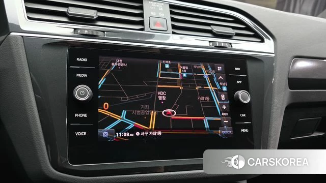 Volkswagen Tiguan second Generation 2020 Белый из Кореи, фото 6