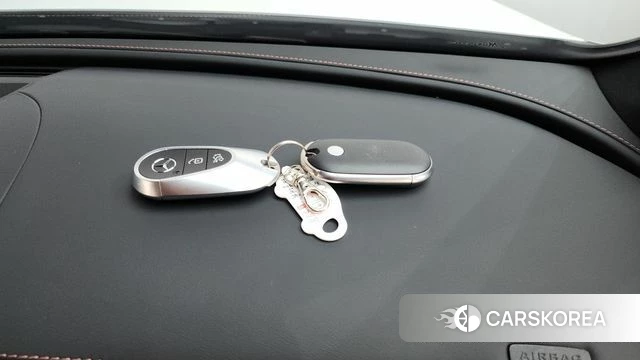 Mercedes-Benz GLC-Class X254 2024 Белый из Кореи, фото 6