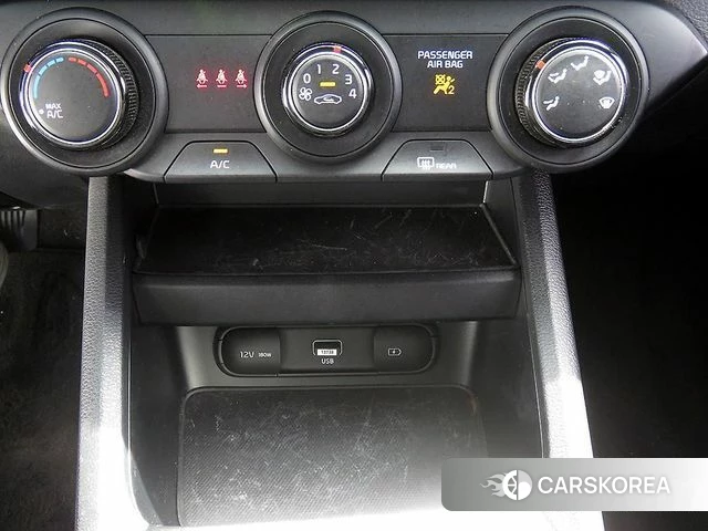 Kia The New K3 2nd generation 2021 Белый из Кореи, фото 6