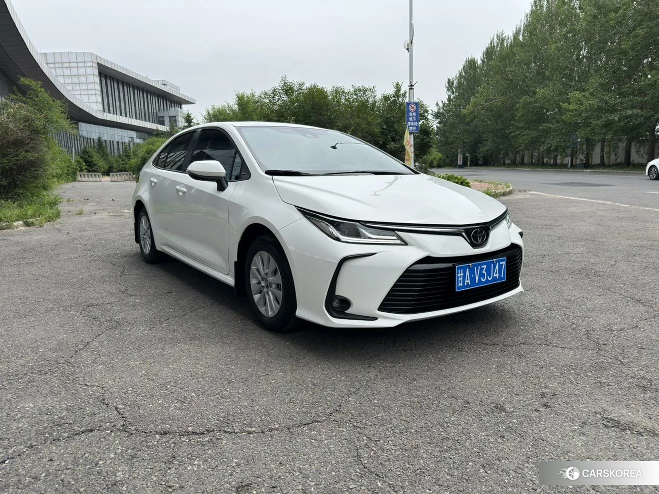 Toyota Corolla 2021 Белый из Китая, фото 6