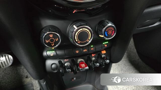 Mini Cooper 2019 Зеленый из Кореи, фото 6