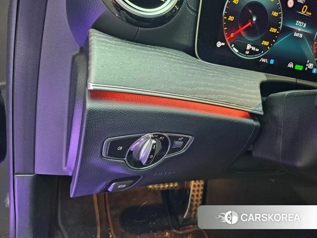 Mercedes-Benz E-Class W213 2021 Черный из Кореи, фото 6
