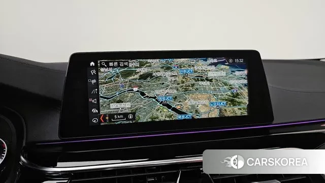 BMW 5 Series (G30) 2018 Белый из Кореи, фото 6