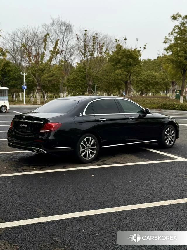 Mercedes-Benz E-class 2019 Черный из Китая, фото 6