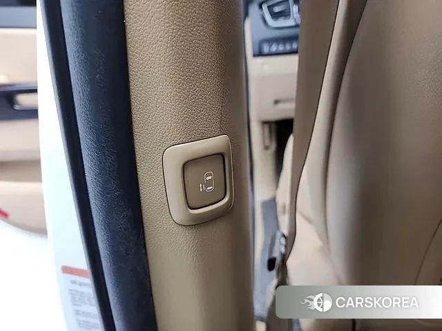 Kia The New Carnival 2019 Белый из Кореи, фото 6