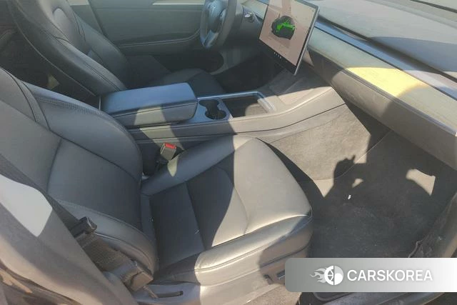 Tesla Model Y 2023 Черный из Китая, фото 6