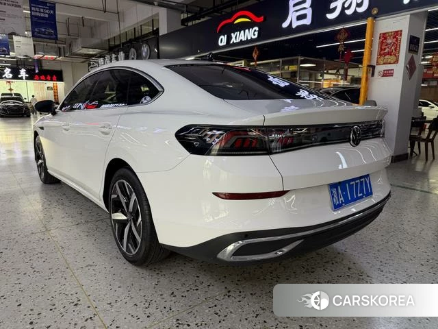 Volkswagen Lingdu 2023 Белый из Китая, фото 6