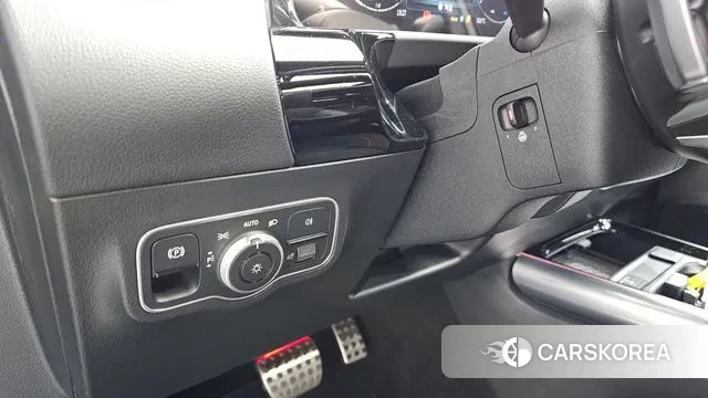 Mercedes-Benz GLA - Class H247 2025 Черный из Кореи, фото 6