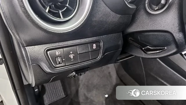 Kia The New K3 2nd generation 2021 Белый из Кореи, фото 6