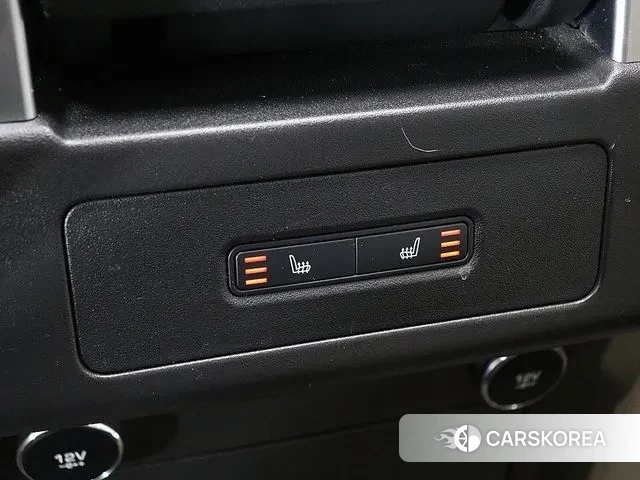 Land Rover Discovery 5 2018 Черный из Кореи, фото 6