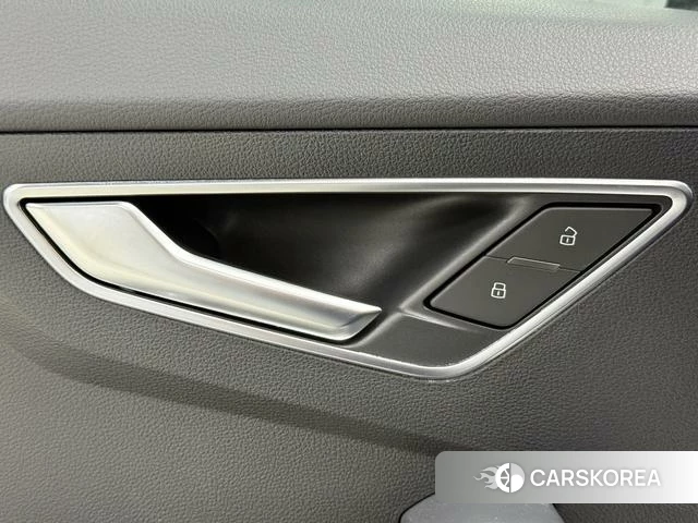Audi Q2L 2022 Белый из Китая, фото 6
