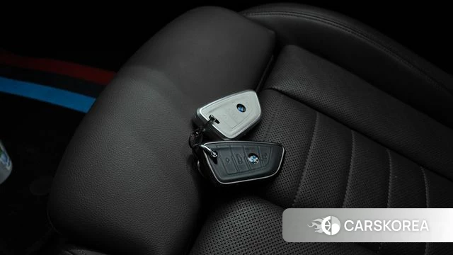 BMW i4 2022 Цвет галактики из Кореи, фото 6