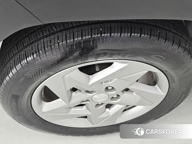 Hyundai Kona (SX2) 2023 Белый из Кореи, фото 6