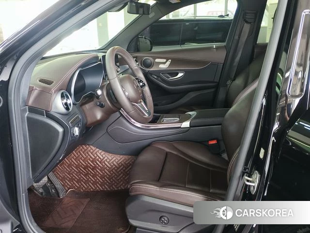 Mercedes-Benz GLC 2021 Черный из Китая, фото 6