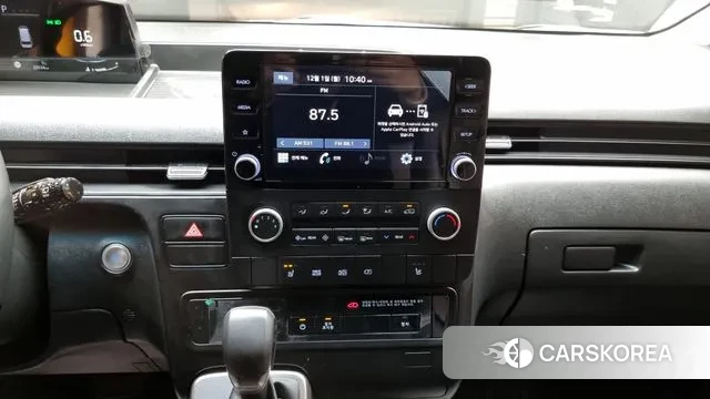 Hyundai Staria 2023 Желтый из Кореи, фото 6