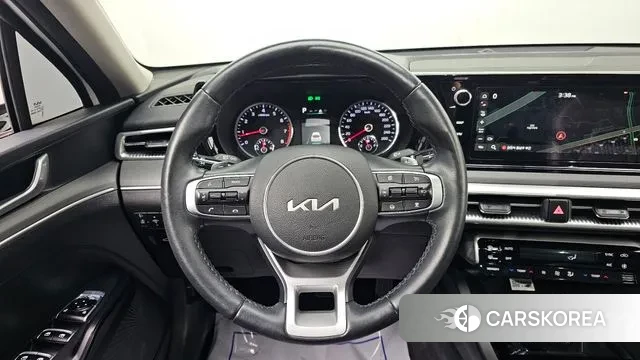 Kia K5 3rd generation 2023 Белый из Кореи, фото 6