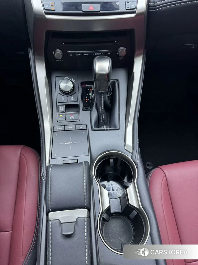Lexus NX 2021 Серебристо-серый из Китая, фото 6
