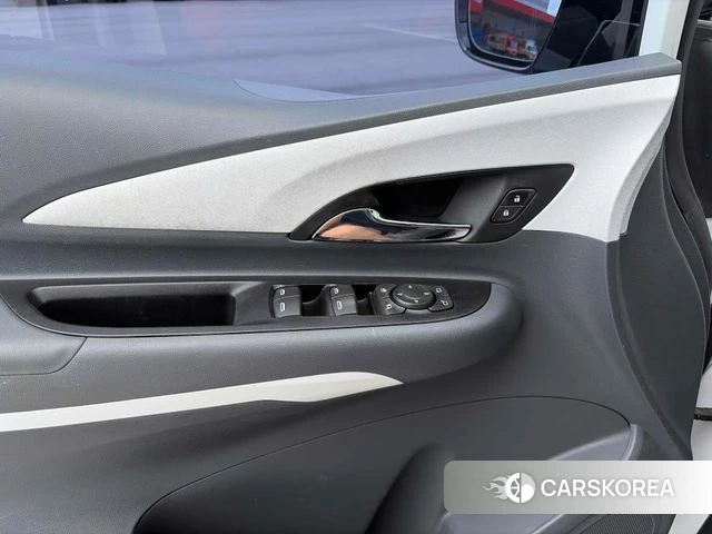 Chevrolet (GM Daewoo) Bolt EV 2018 Белый из Кореи, фото 6