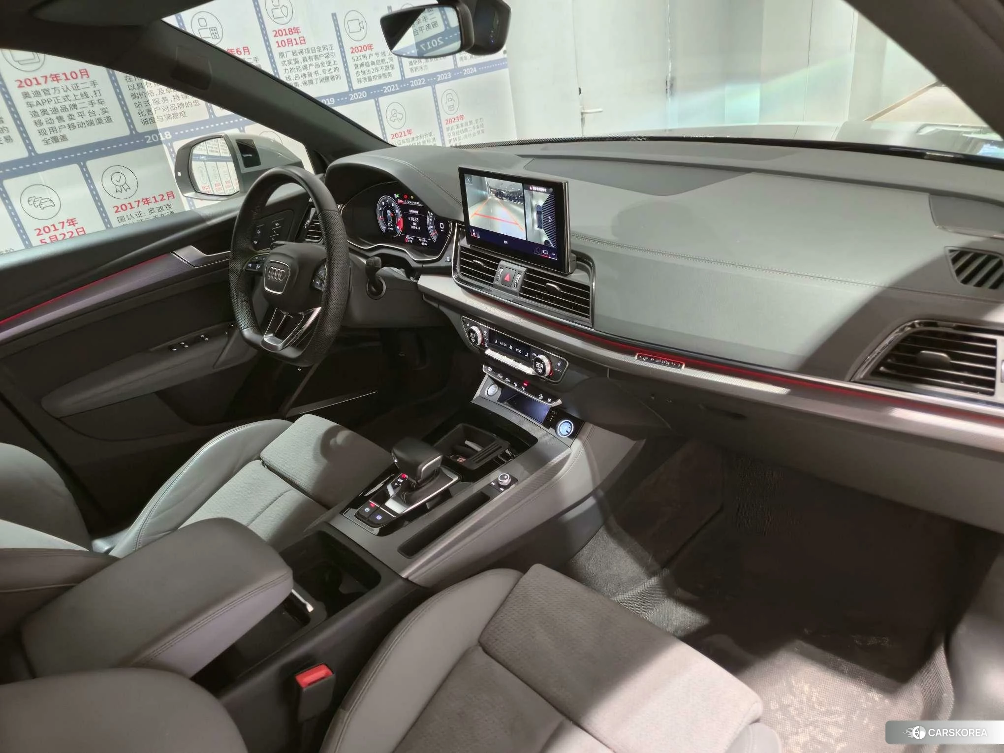 Audi Q5L Sportback 2020 Серебристо-серый из Китая, фото 6