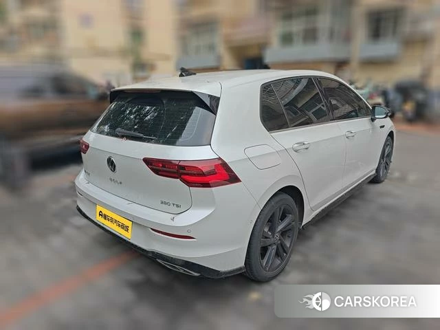 Volkswagen Golf 2022 Белый из Китая, фото 6