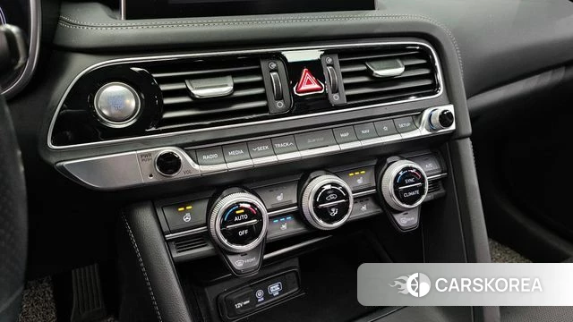 Genesis G70 2018 Белый из Кореи, фото 6