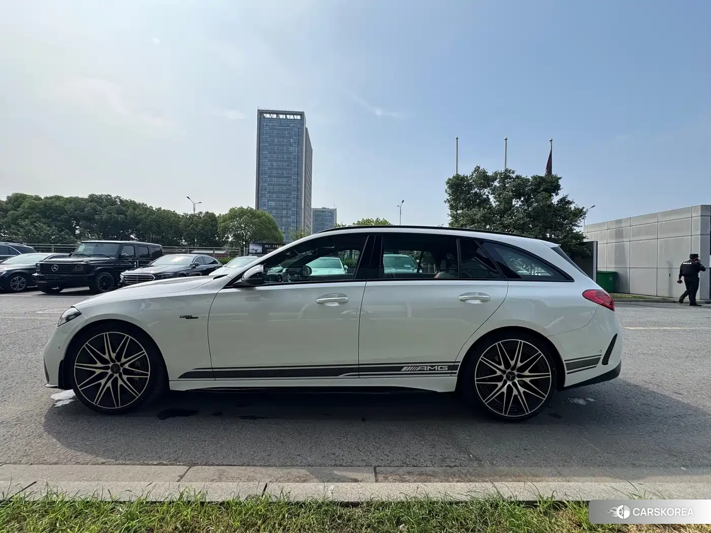 Mercedes-Benz C-class AMG 2025 Белый из Китая, фото 6