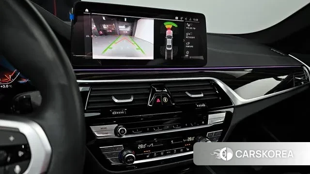 BMW 5 Series (G30) 2022 Белый из Кореи, фото 6