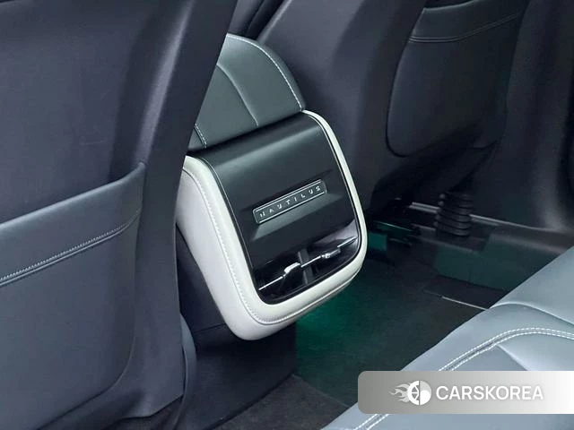 Lincoln Navigator 2023 Черный из Китая, фото 6
