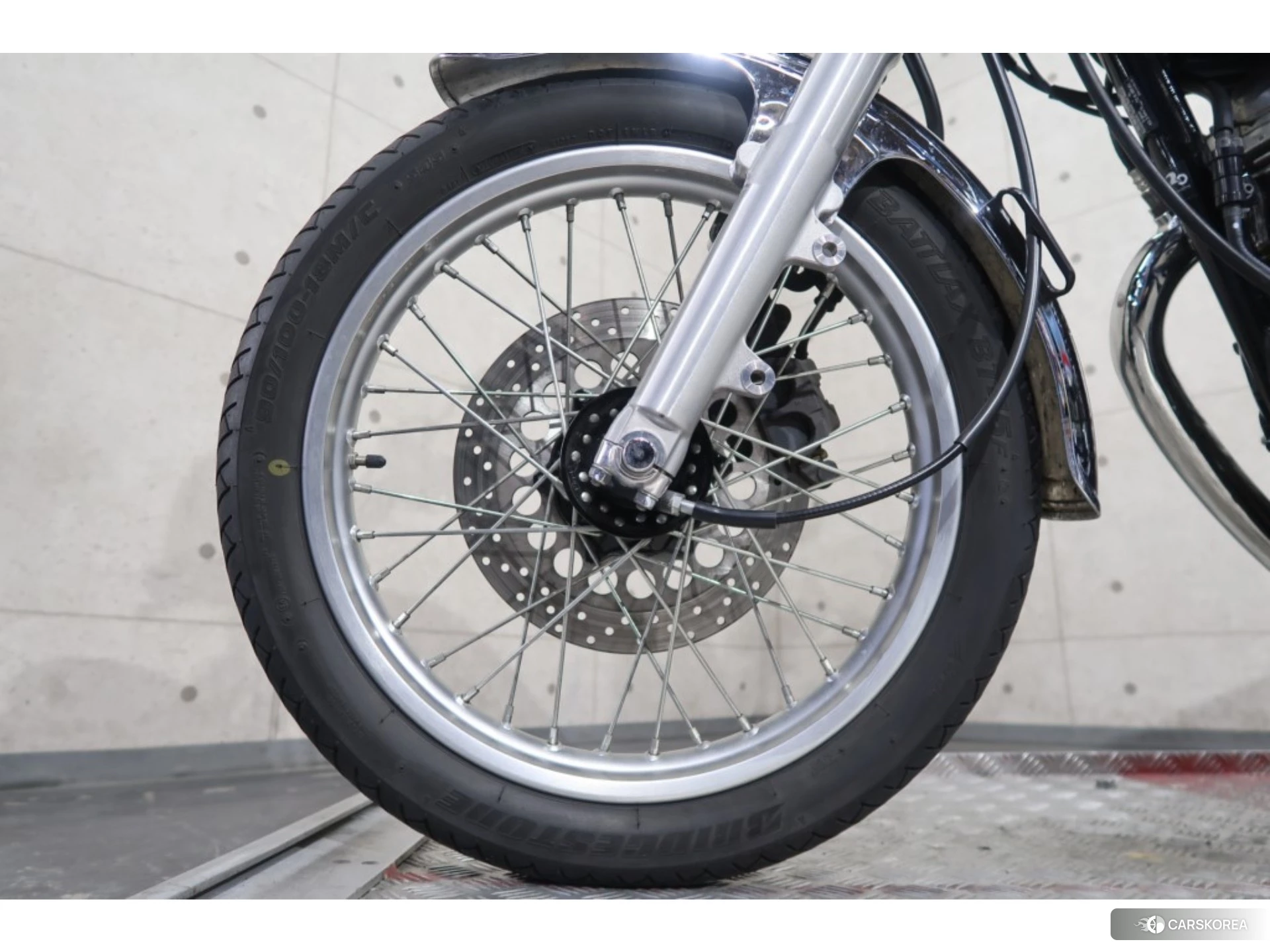 Yamaha SR 400 id 4183473 из Японии 6
