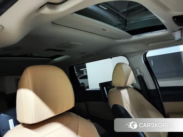 Kia Carnival 4th generation 2021 Белый из Кореи, фото 6