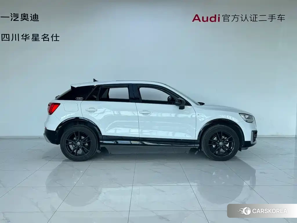 Audi Q2L 2021 Белый из Китая, фото 6