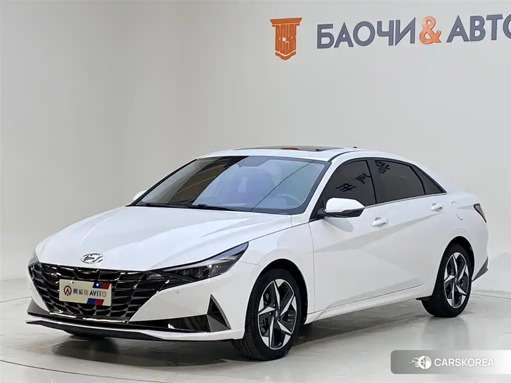 Hyundai Elantra 2022 Белый из Китая, фото 6